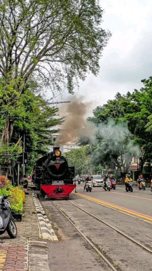 Mengenal Sepur Kluthuk Jaladara, Kereta Uap Legendaris dari Kota Solo