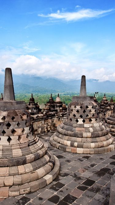 Keluarga Muslim Tinggal di Kampung Buddha di Tengah Hutan, Rukun dan Tentram