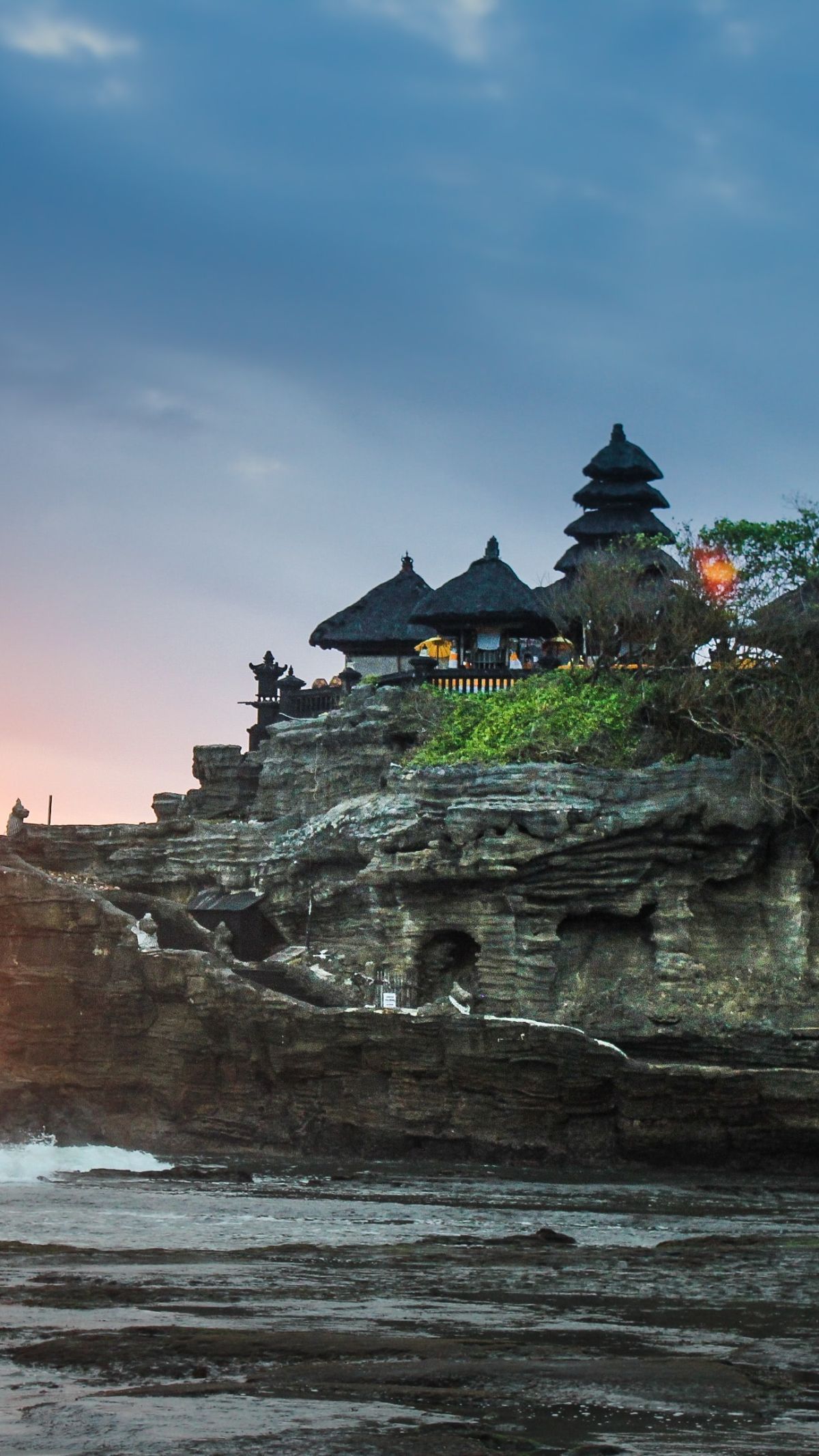 Mengenal Wisata Tanah Lot yang Indah dan Menakjubkan, Wajib Dikunjungi