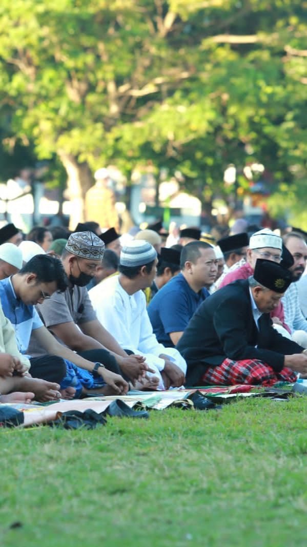 Ribuan Warga Muhammadiyah Salat Iduladha di Taman Blambangan Banyuwangi