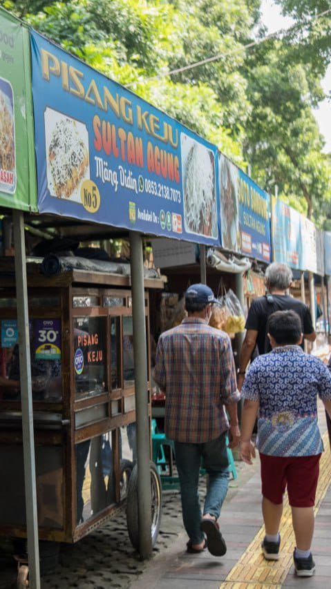 Sentra Kuliner PKL Sultan Agung, Harga Ramah Kantong Tapi Rasa Kualitas Resto