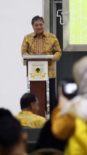 Airlangga 'Digoyang' Isu Munaslub Golkar, Begini Reaksi Bamsoet