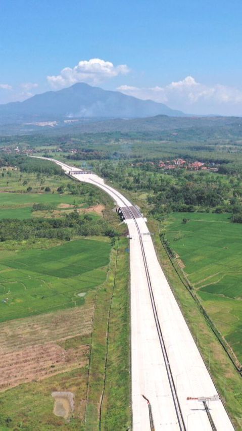 Menunggu Efek Positif Tol Cisumdawu untuk Kinerja Bisnis Bandara Kertajati