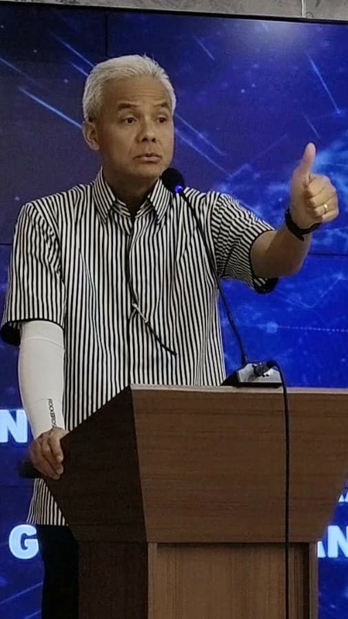 Siswi SMKN Rembang Curhat Pungutan Kedok Infaq, Ganjar Semprot Kepsek: Kembalikan Atau Diberhentikan!