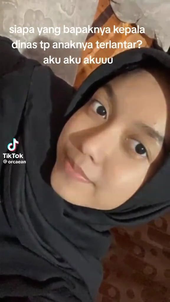 Viral Pengakuan Anak Kadis PU Pelalawan Ditelantarkan, Bupati: Kita Sanksi Berat!