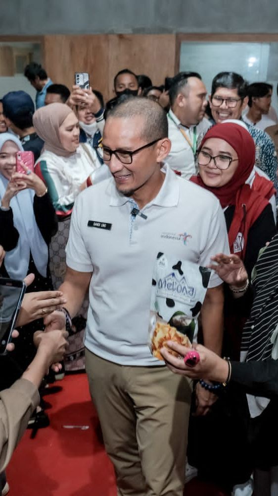 Gandeng Milenial, Ini Cara Sandiaga Buka Lapangan Kerja Baru di Makassar