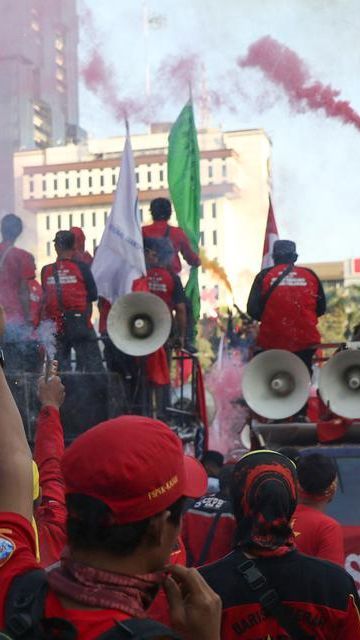 Viral Orang Amerika Serikat Kaget saat Tahu UMR Pekerja Indonesia, Ini Akar Masalah Sebenarnya