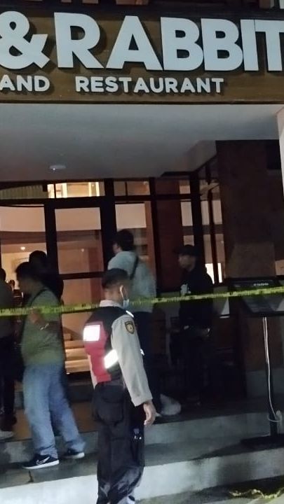 Bertengkar dalam Restoran, Bule Australia Ditusuk Teman di Bali