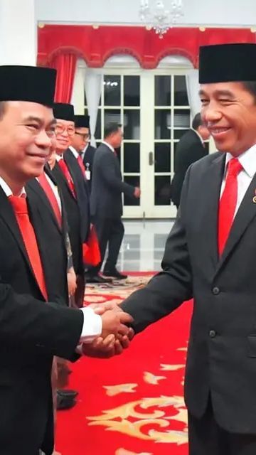 Jokowi Jadikan Relawannya Menteri, Pengamat: Ada Kekecewaan Terpendam dengan PDIP