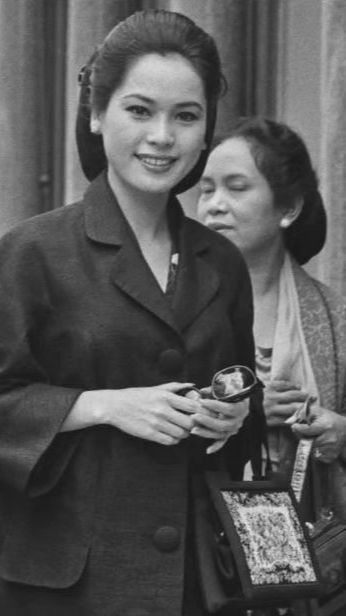 Potret Ratna Sari Dewi Istri Bung Karno Saat Kunjungan Pertama di London, 'Cantik Melebihi Masanya'