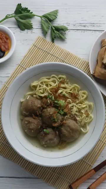 Penjual Bakso Tertidur di Dekat Panci Panas Ini Bikin Miris, Diduga Kelelahan