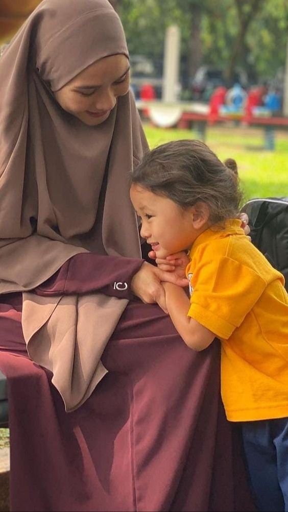 Potret Si Gemas Bhaj Kama Anak Bungsu Zaskia Adya Mecca yang Sempat Galak Gak Mau Sekolah Sampai Nangis