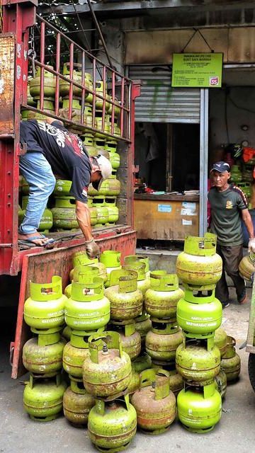 Gas LPG 3 Kg Langka di Denpasar, Pedagang: Sudah Tiga Hari Pasokan Tak Masuk