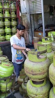 Dirut Pertamina Patra Niaga Sidak Langsung Pangkalan LPG 3 Kg, Ini Fakta Ditemukan