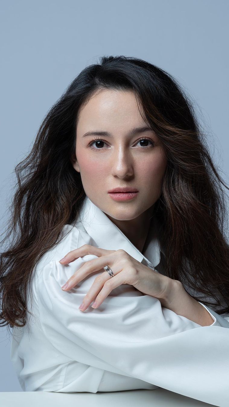 Julie Estelle Melahirkan Anak Pertama, Intip Perjalanan Kehamilannya