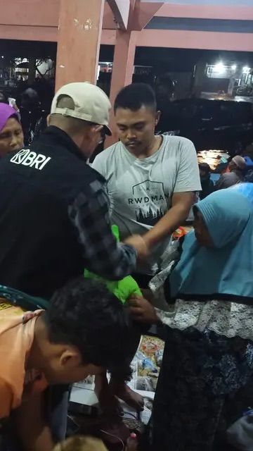 BRI Peduli Bergerak Cepat Salurkan Bantuan ke Warga Terdampak Banjir Lumajang