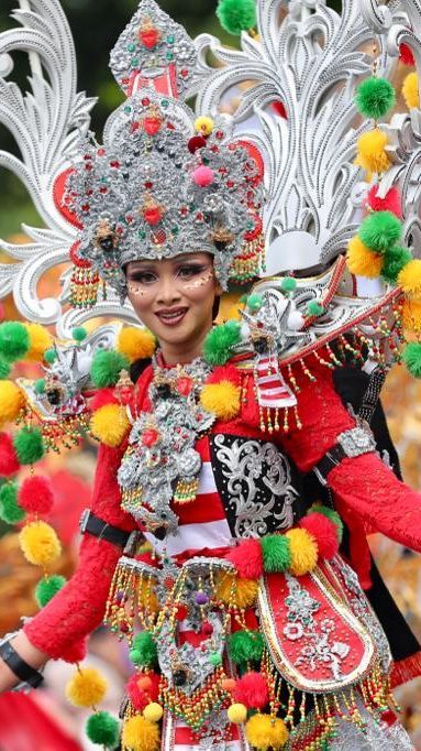 Usung The Magic of Ijen Geopark, Banyuwangi Ethno Carnival Pukau Ribuan Pengunjung