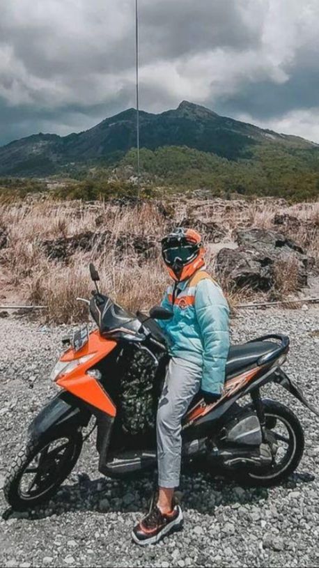 Konten Kreator Wanita Ini Modal Nekat Sendirian Jelajahi Pulau Jawa-Bali Naik Motor Matic