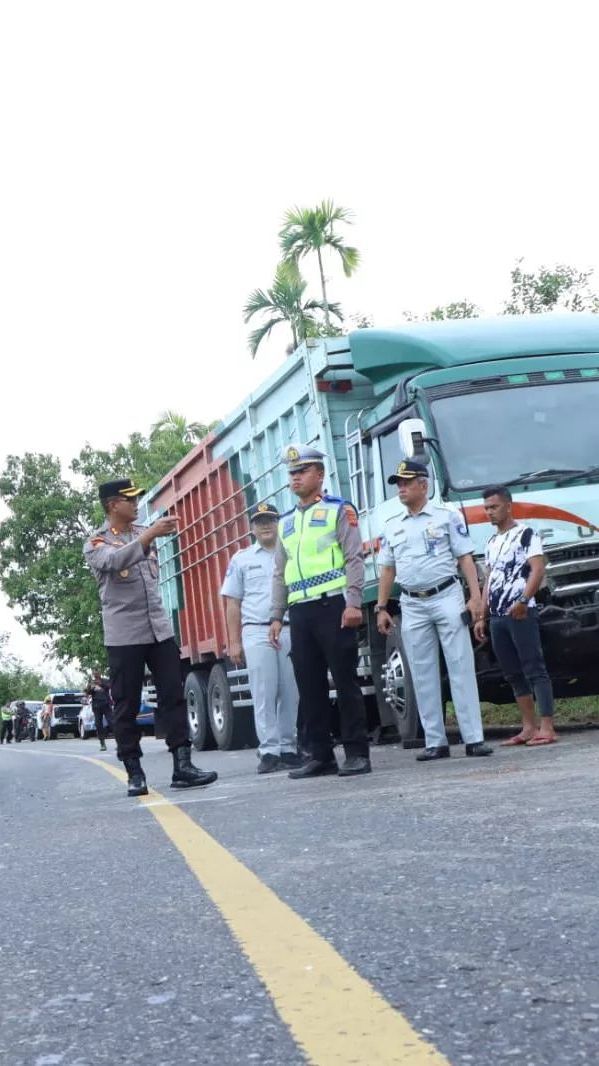 Avanza Vs Truk Fuso, 5 Orang Tewas