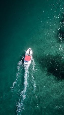 Hanya Buka di Akhir Pekan, Begini Sensasi Naik Speedboat di Bantaran Kali Madiun