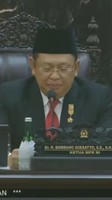 Dua Kali Pantun Bamsoet di Sidang MPR Singgung Capres Harus Lanjutkan Pembangunan Jokowi