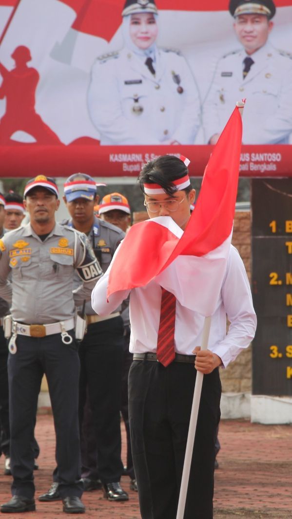 Laporan Dicabut, Pelaku Ikat Bendera Merah Putih ke Anjing Bebas & Ikrar Cinta NKRI Depan Bupati