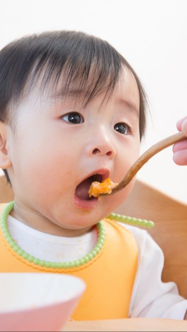 9 Makanan Padat Anak Saat Tumbuh Gigi, Sehat & Kaya Nutrisi Baik