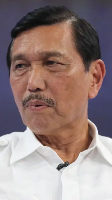 Kurangi Polusi Udara, Luhut Perintahkan Seluruh Kementerian WFH