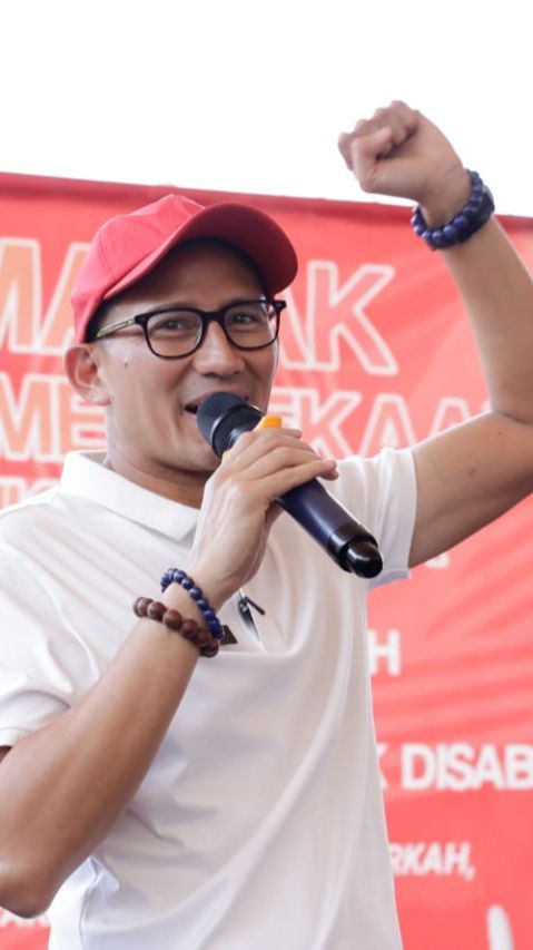 Potret Keseruan Sandiaga Uno Rayakan HUT ke-78 RI Bareng Warga Manggarai Jaksel