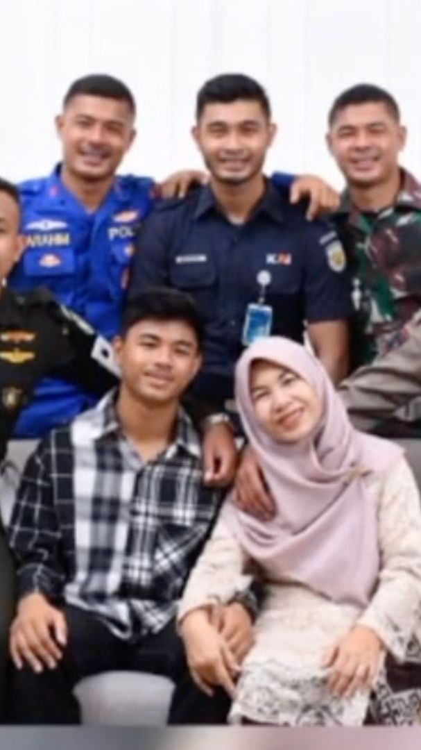 Kisah Wanita Sendirian Besarkan 6 Anak Laki-Lakinya, Sudah Dewasa Jadi TNI, Brimob hingga Satpol PP