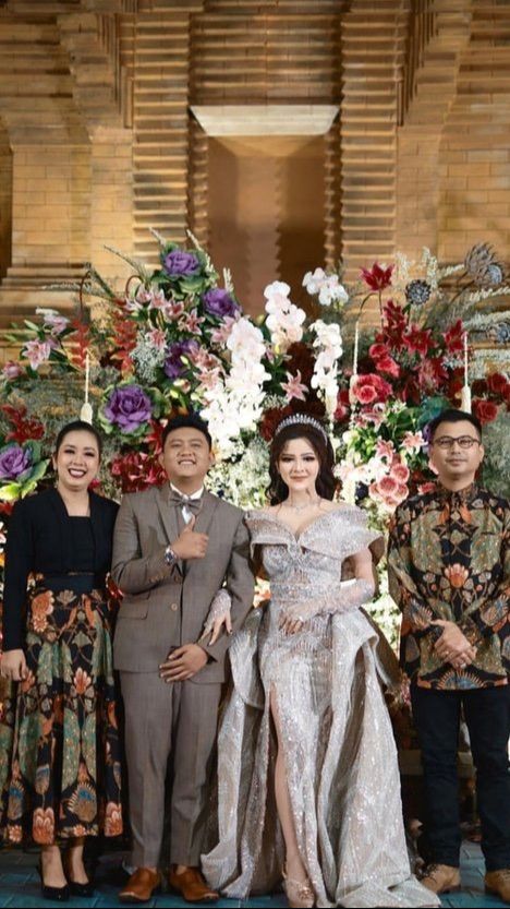 Gaya Artis Hadiri Ngunduh Mantu Denny Caknan dan Bella Bonita di Ngawi, Curi Perhatian