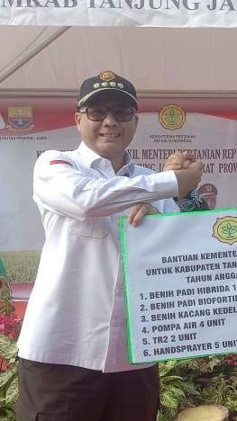 Wamentan Dorong Petani-Pengusaha Perkuat Kolaborasi Hilirisasi dan Inovasi Kelapa Dalam