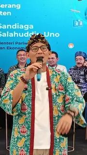 PDIP Serukan Duet Ganjar-Anies, Begini Respons Sandiaga