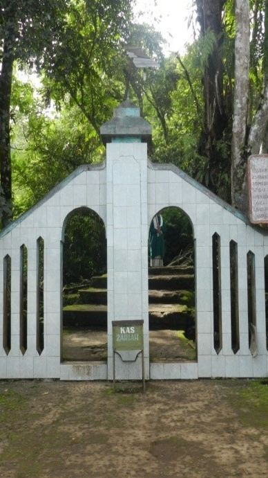 Mengenal Ngalungsur Geni, Tradisi Pembersihan Benda Pusaka di Kabupaten Garut