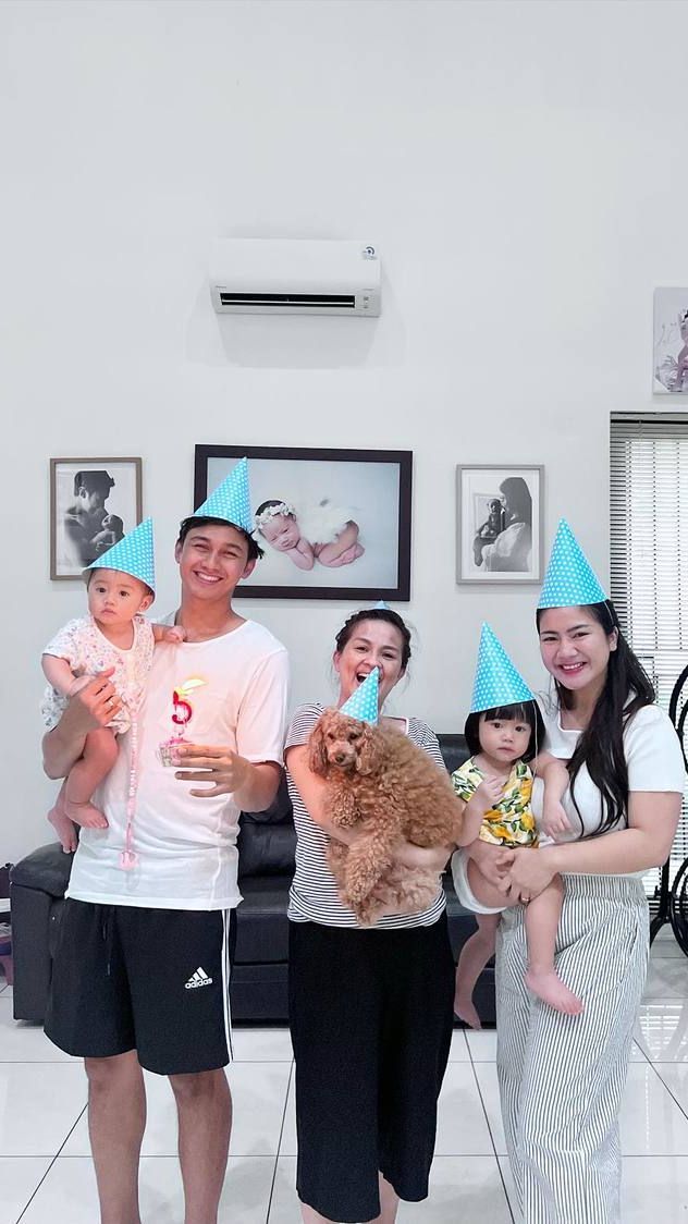 8 Potret Felicya Angelista Merayakan Ulang Tahun Anjingnya yang Ke-5, Netizen Justru Tertarik pada Putri Sulungnya