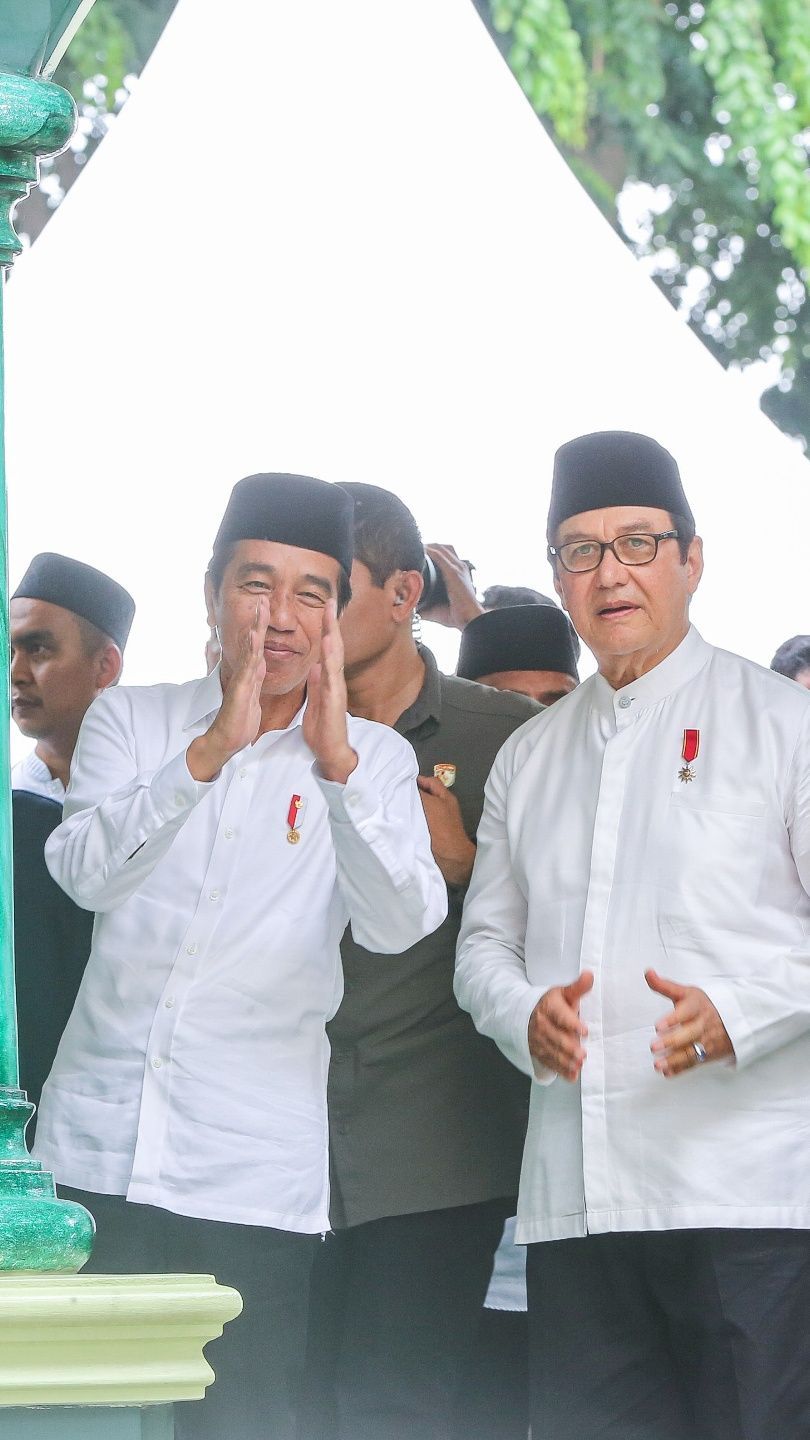 Jokowi Hadiri Haul ke-2 Ayah Wagub Sumut