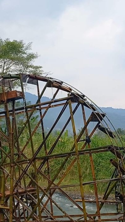 Bertahan Tanpa Curah Hujan, Petani di Tasik Manfaatkan Kincir Air Hadapi Kemarau