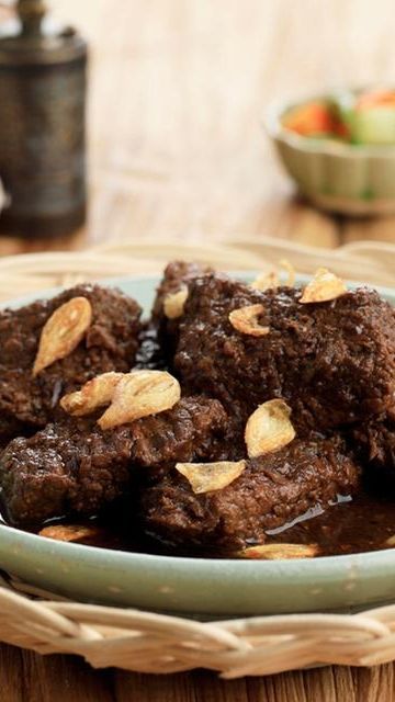 Sajikan Menu Semur Daging Sapi, Ibu Rumah Tangga Ini Raih Juara Kompetisi Memasak di Medan