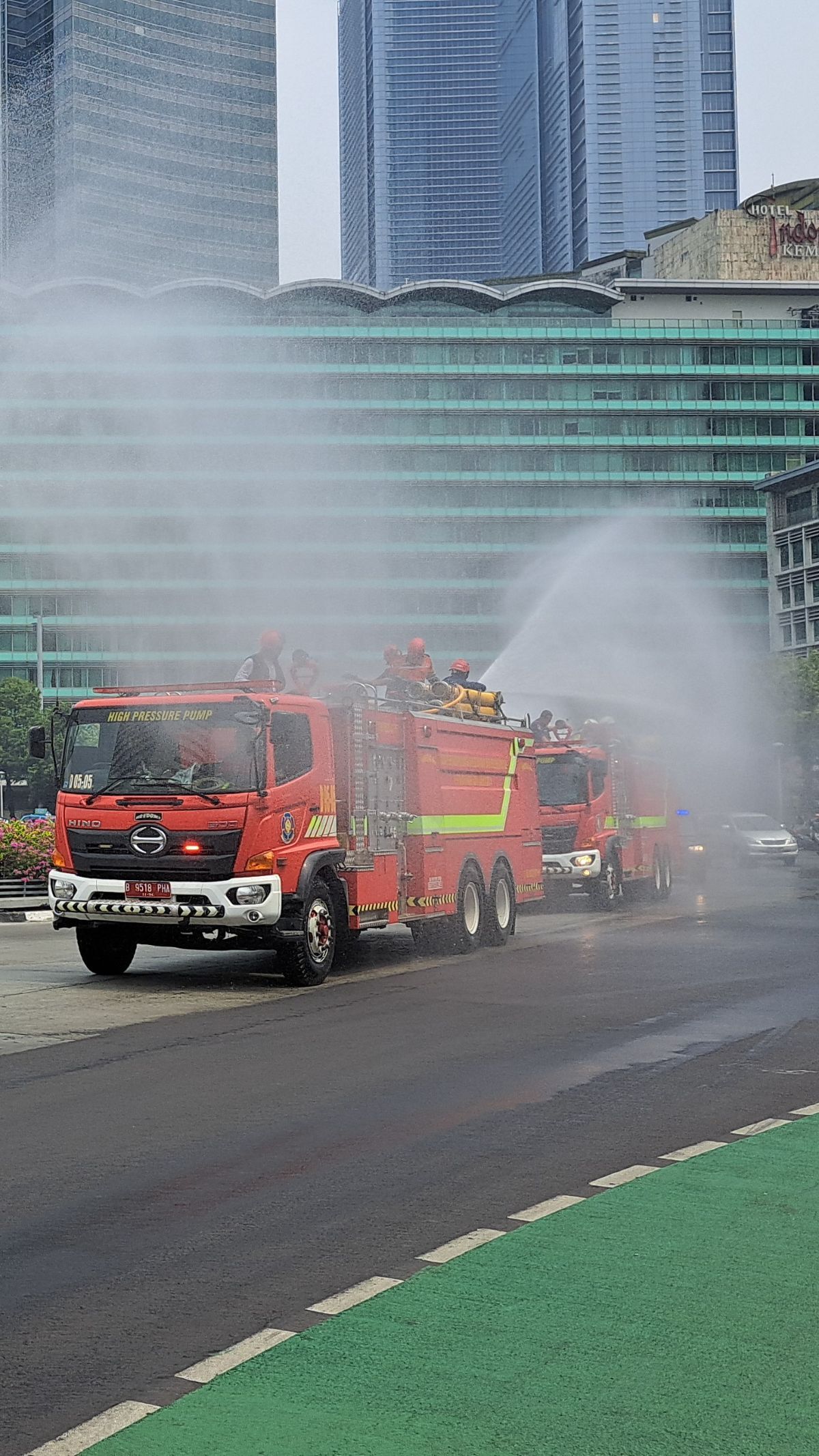 Benarkah Semprot Air ke Jalan Kurangi Polusi Udara Jakarta, Ini Penjelasan BRIN