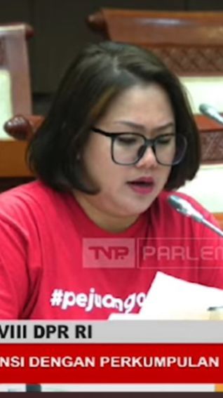 VIDEO: Curhat Ibu Nangis di DPR, Tak Bisa Temui Anak Dijaga Ketat Aparat Sewaan Eks Suami