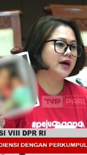 VIDEO: Curhat Ibu Nangis di DPR, Tak Bisa Temui Anak Dijaga Ketat Aparat Sewaan Eks Suami