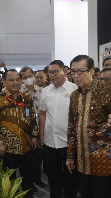 Menkumham Disambut Antuasiasme Exhibitor Pameran Temu Bisnis Tahap VI dan ICEF