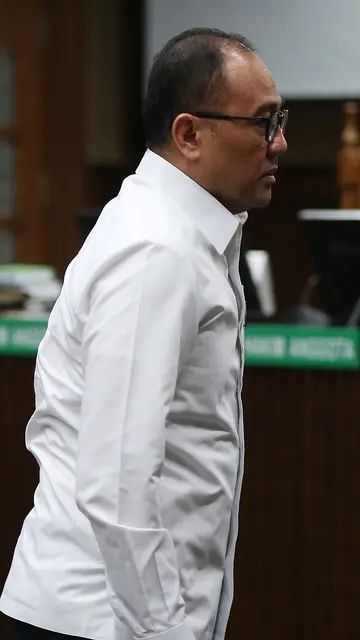 Istri Rafael Alun Bungkam Ditanya Soal Namanya Muncul Dalam Gratifikasi dan TPPU