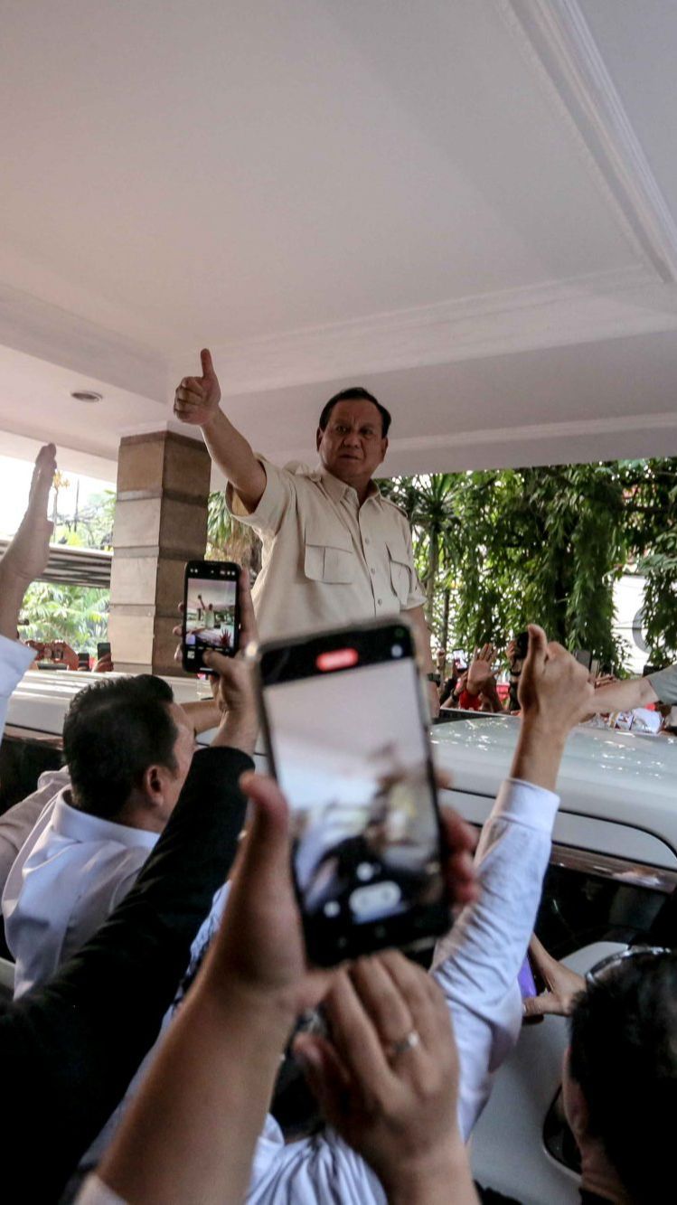 LSI: Simulasi Head to Head, Prabowo Kalahkan Ganjar, Selisihnya di Atas Margin Error