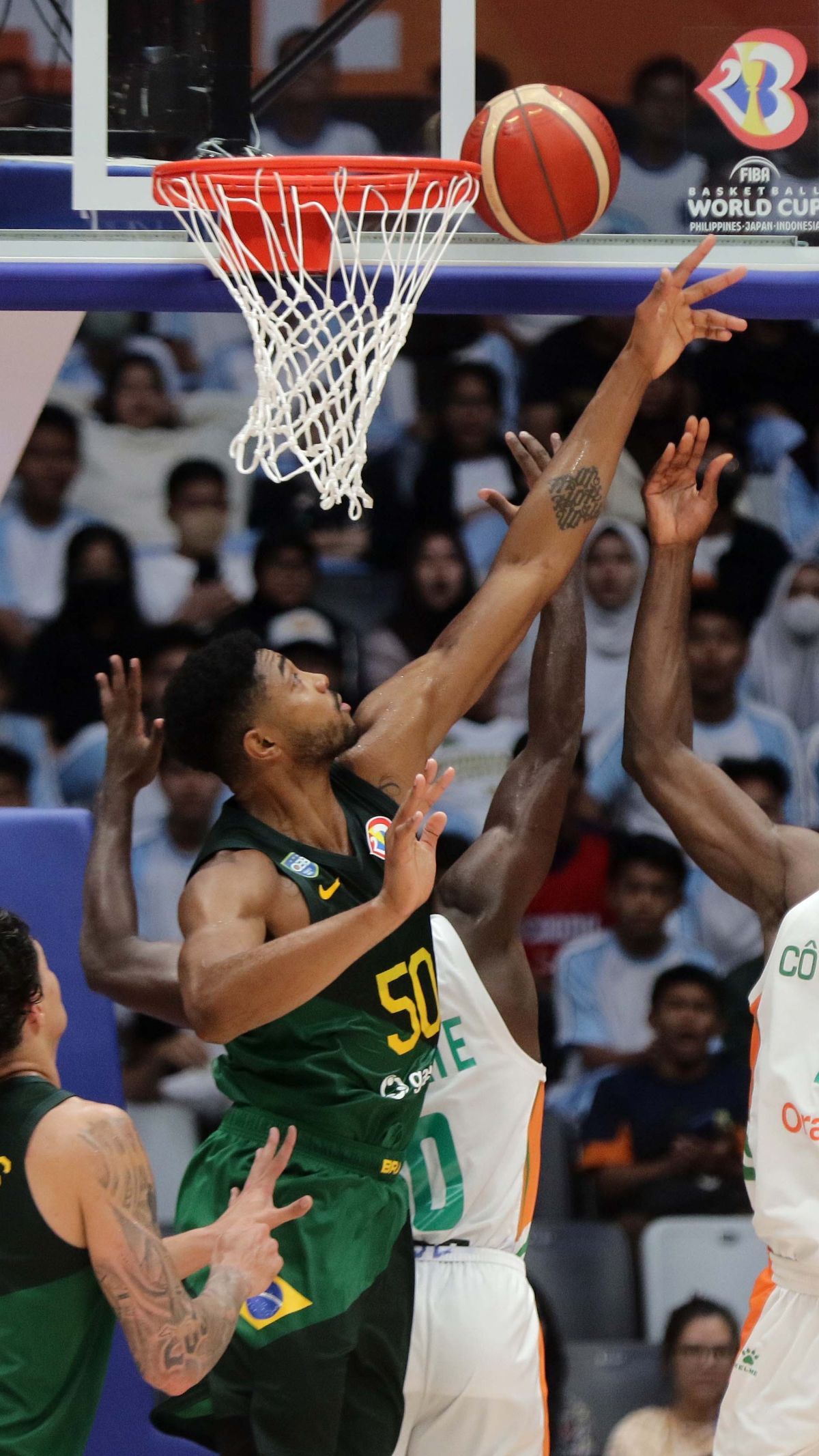 FOTO: Hajar Pantai Gading, Brasil Melangkah ke Putaran Dua Piala Dunia FIBA 2023