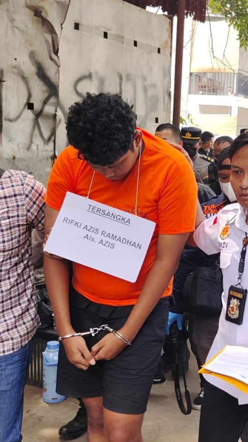 Pemuda di Depok Tega Bunuh Ibu Kandung Gunakan Dua Pisau Lalu Bacok Ayah Pakai Golok