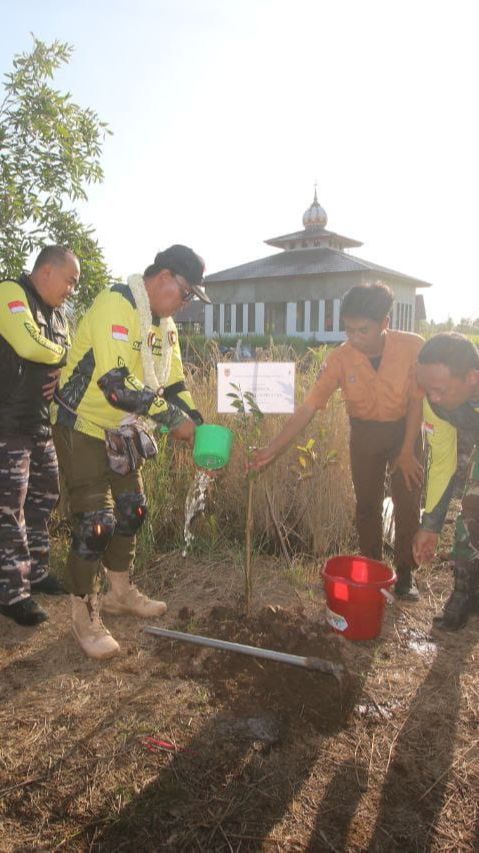 Rombongan Turdes yang Dipimpin Gubernur Kalsel Sampai di SMAN 1 Tabunganen Barito Kuala