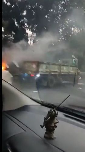 Kecelakaan Tol Janger, Sopir Innova Keluar Lewat Jendela di Tengah Kobaran Api