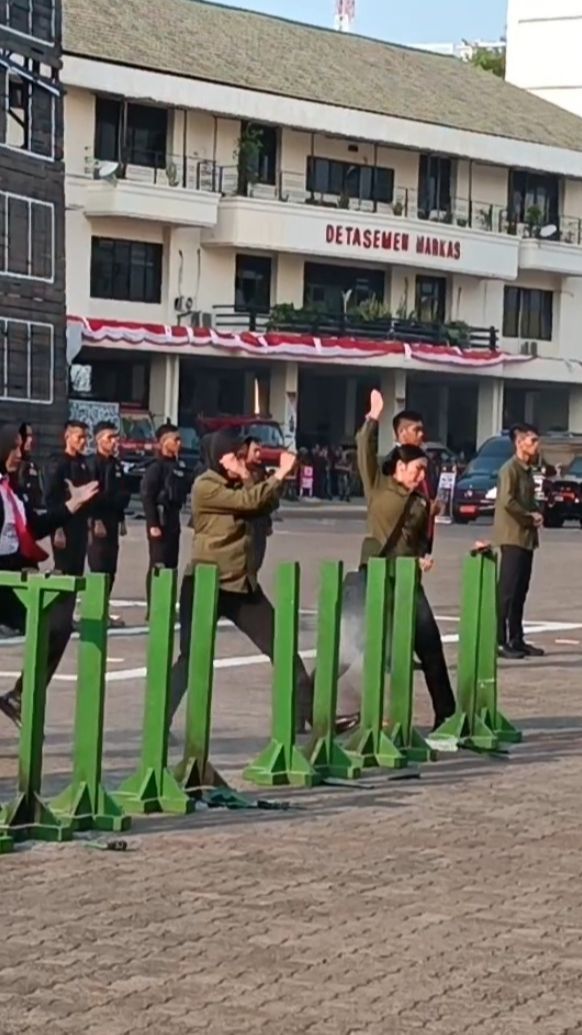 Momen, Paspampres Pamer Ketangkasan di Depan Panglima TNI