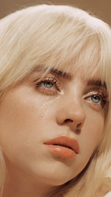 Billie Eilish Kecanduan Pornografi, Ini Bahaya dan Dampak yang Mengintai